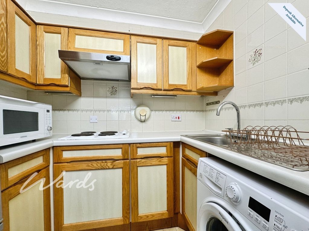 Property photo 2 of 10 Kitchen
