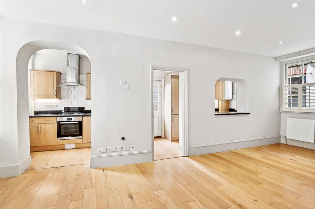 Property photo 3 of 14 Reception Room