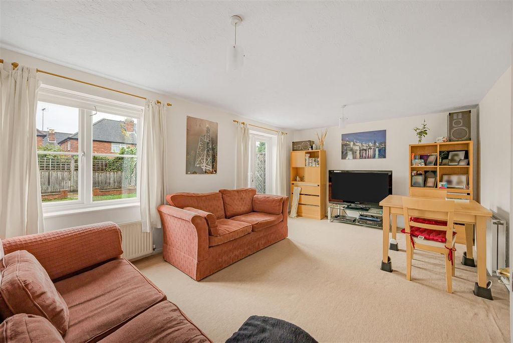 Property photo 2 of 17 4_94620.Jpg