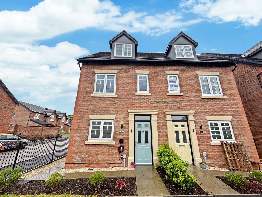 Property photo 2 of 21 Front External