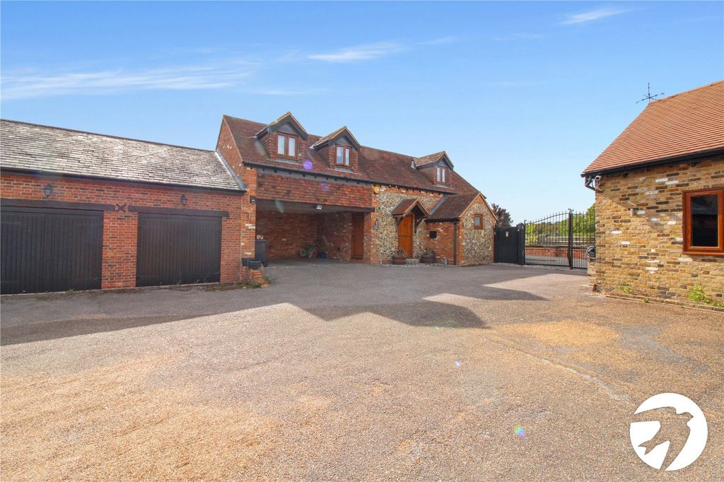 Property photo 1 of 20 External