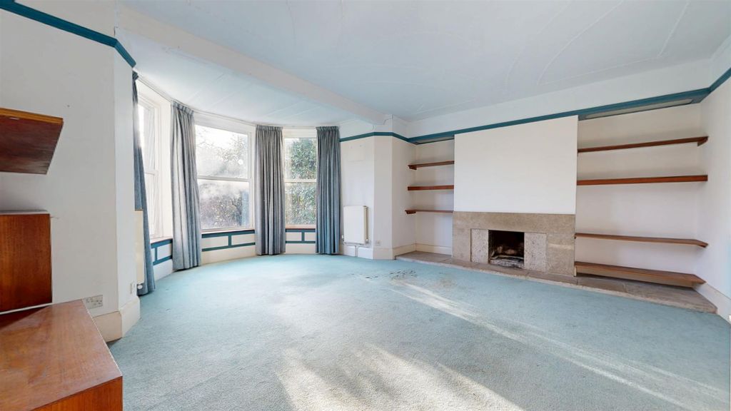 Property photo 2 of 16 03182026_151437.Jpg