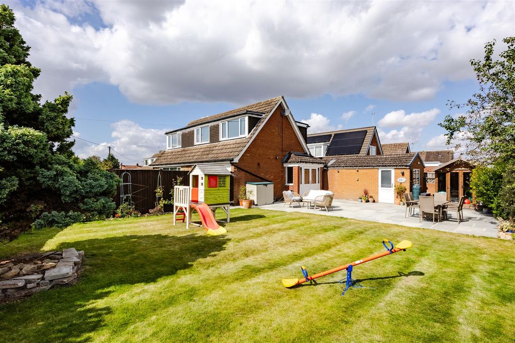 Property photo 1 of 20 Main