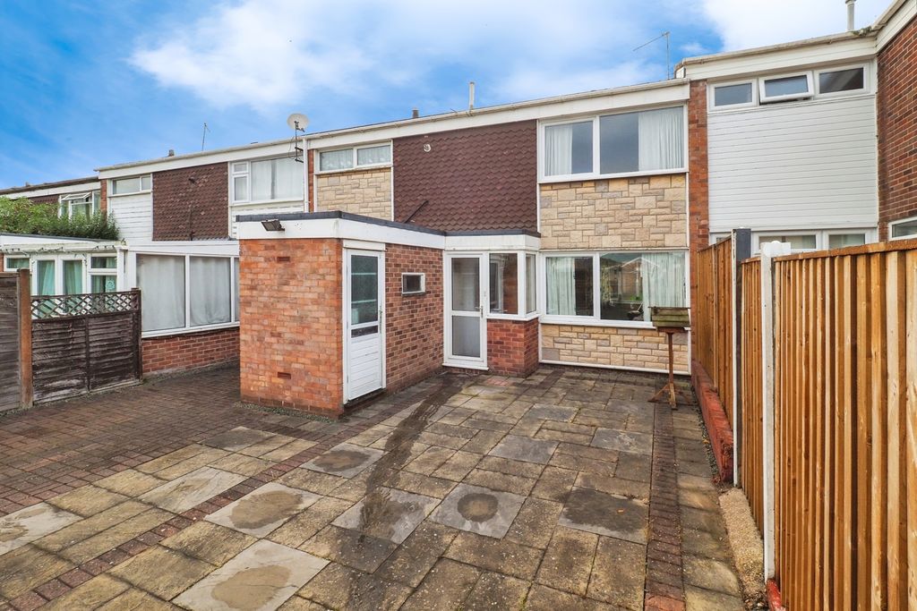 Property photo 2 of 17 Photo