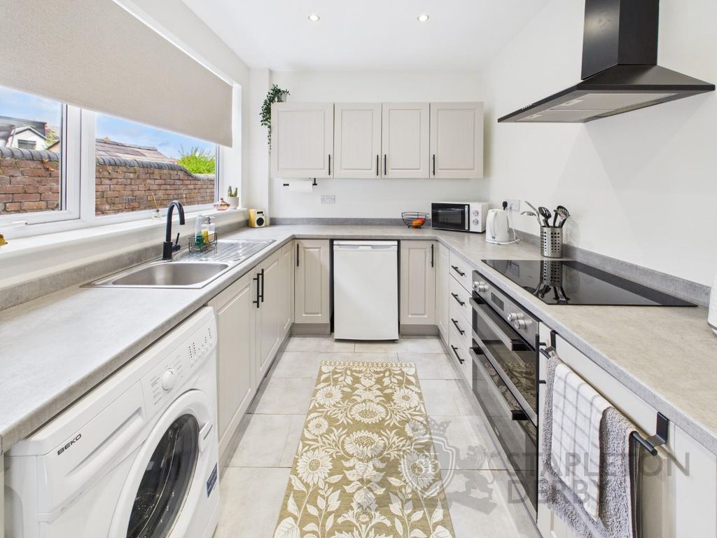 Property photo 3 of 27 Cam04720G0-Pr0128-Still017.Jpg