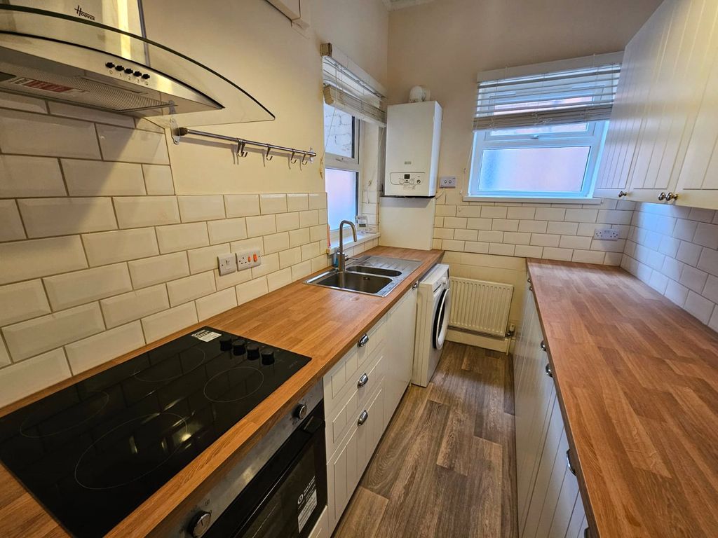 Property photo 3 of 9 Picture No. 04