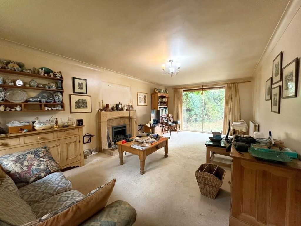 Property photo 2 of 11 1.Jpg