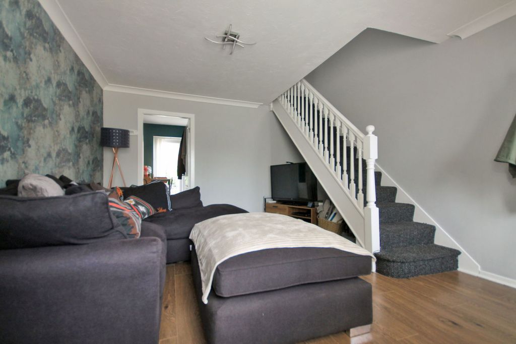 Property photo 3 of 16