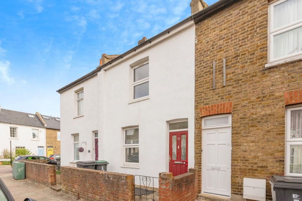 Property photo 1 of 15