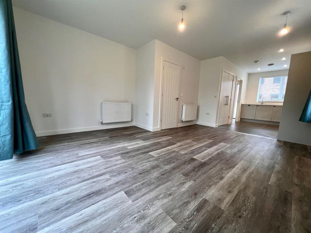 Property photo 2 of 10 23 Rosemary 8.Jpg