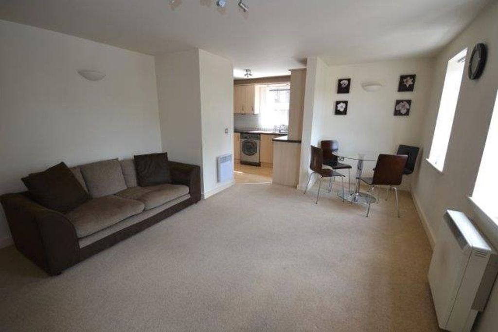 Property photo 3 of 13