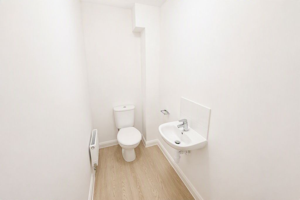 Property photo 3 of 12 Cloakroom/wc