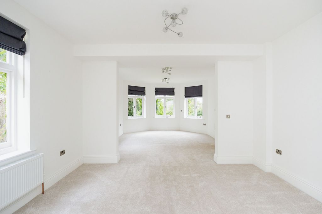 Additional image 8 of 5 bed detached house to rentGoldsmiths Avenue, Crowborough, East Sussex TN6