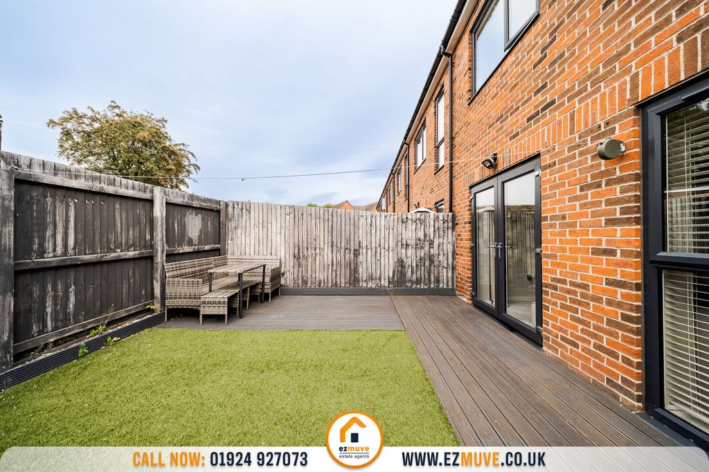 Property photo 1 of 27