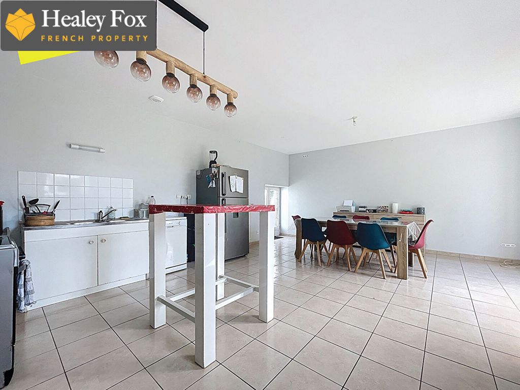 Property photo 3 of 12