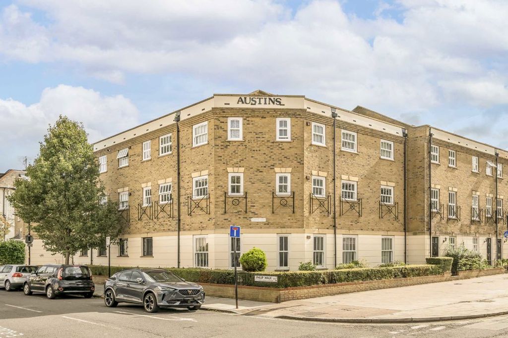 Property photo 1 of 9