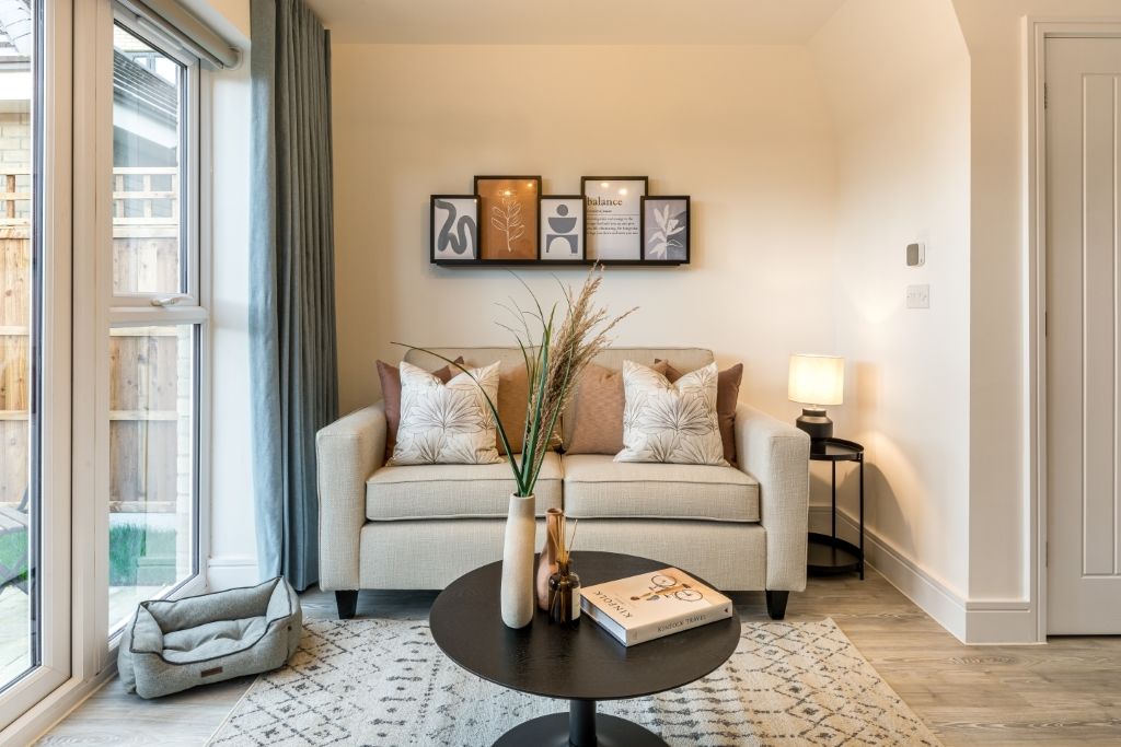 Property photo 2 of 8 Photo