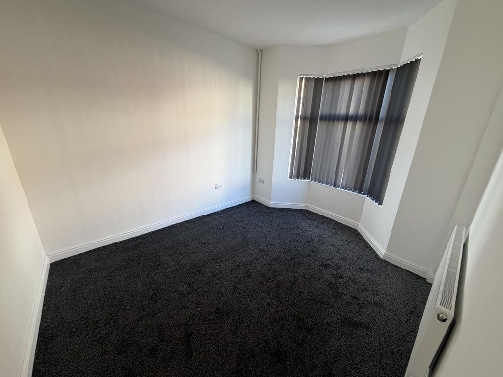 Property photo 2 of 11 Bedroom