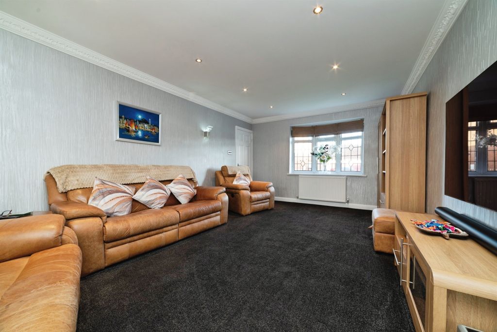 Property photo 3 of 22