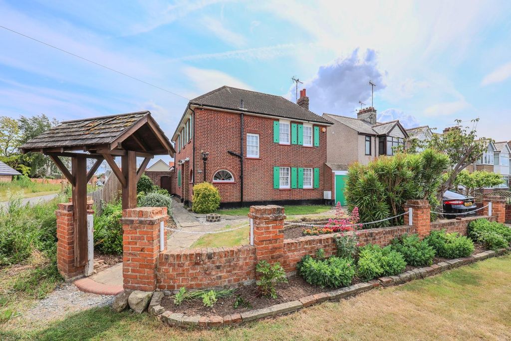 Property photo 1 of 44