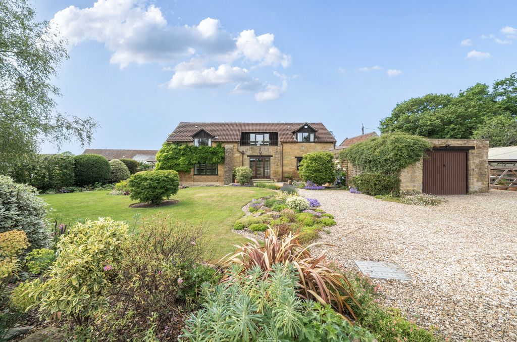 Property photo 1 of 23 1468752-17-6A19Bc...