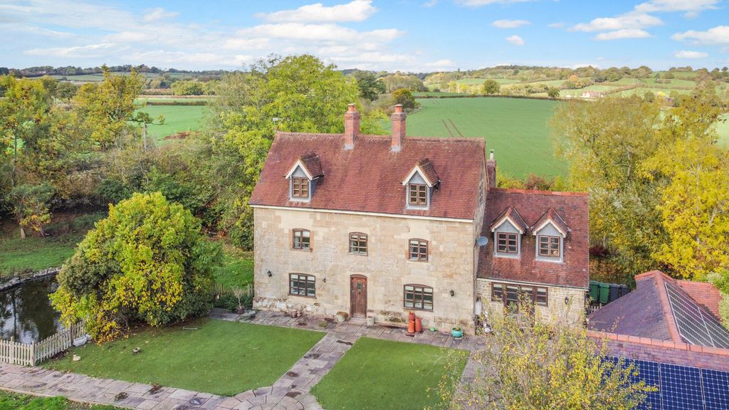 Property photo 1 of 35