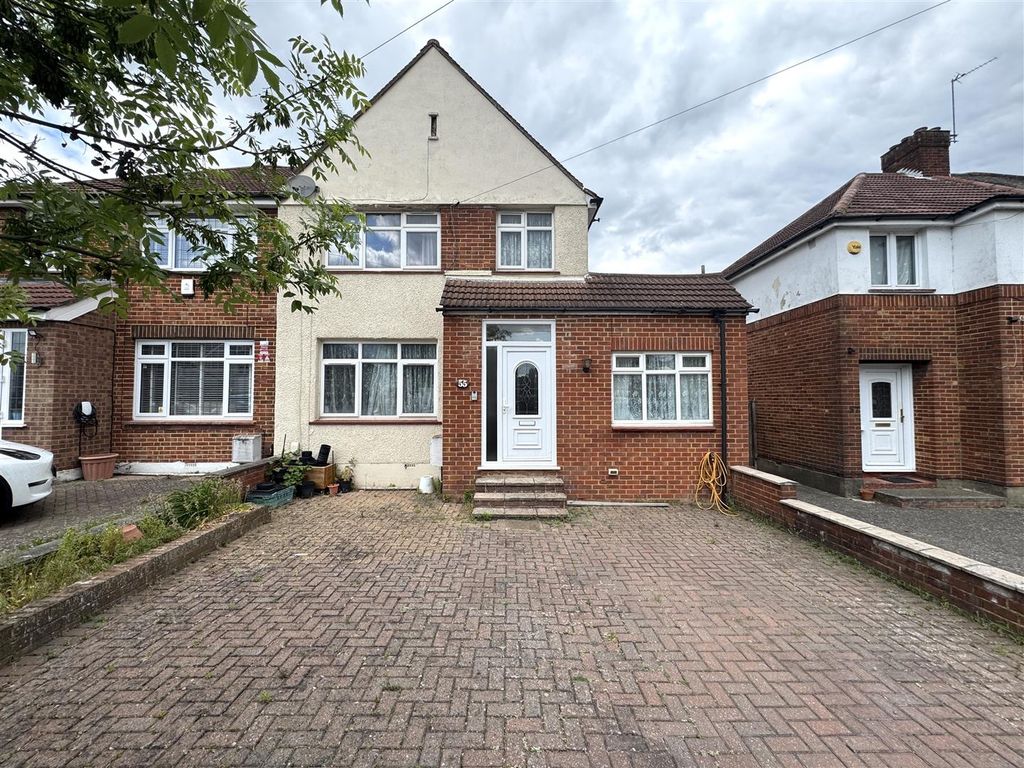 Property photo 1 of 15 Outside