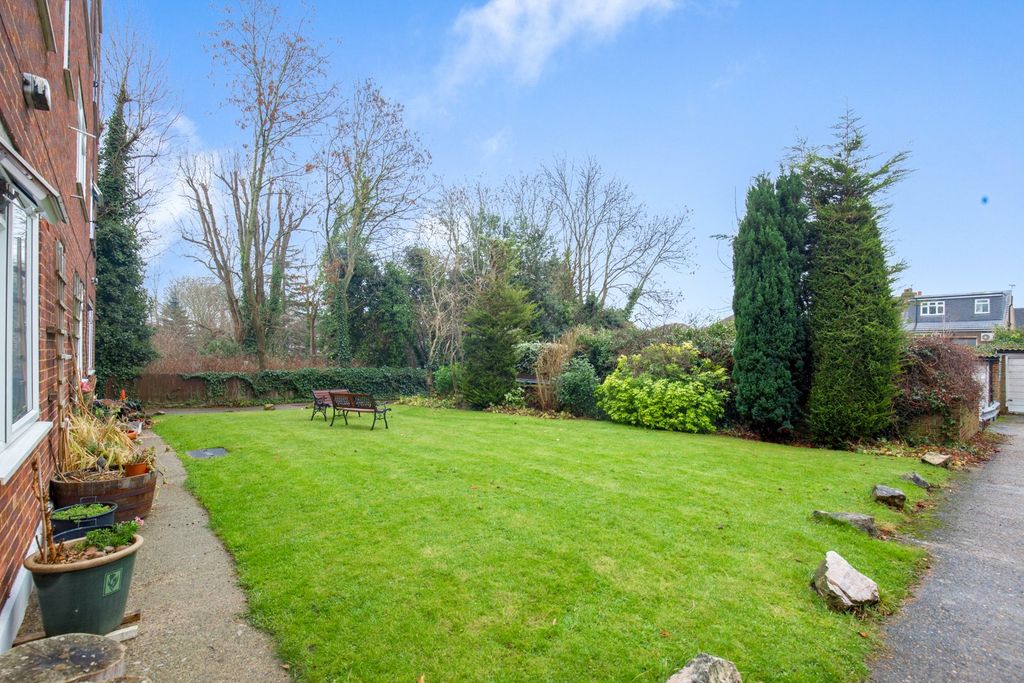 Property photo 2 of 7 Picture No. 08