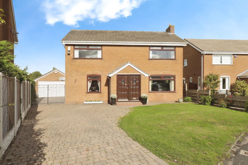 Property photo 1 of 17