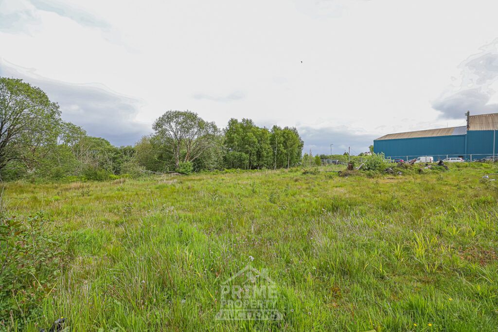 Property photo 2 of 12