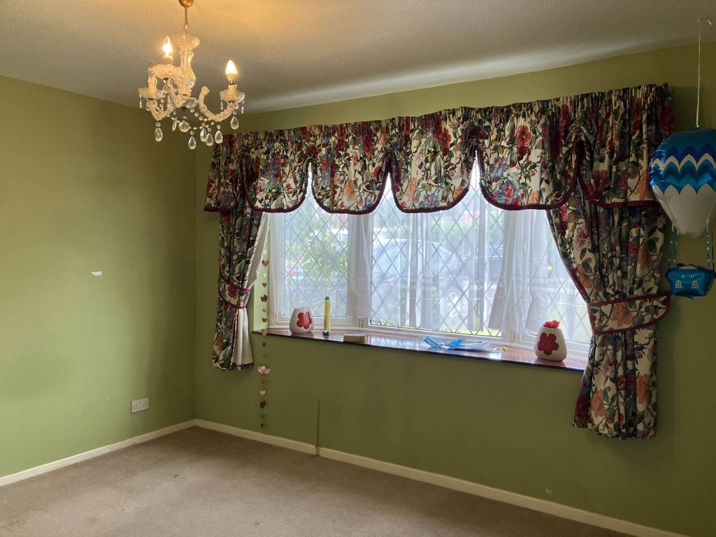 Property photo 3 of 24