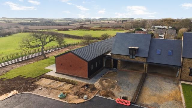 Property photo 3 of 39 External View