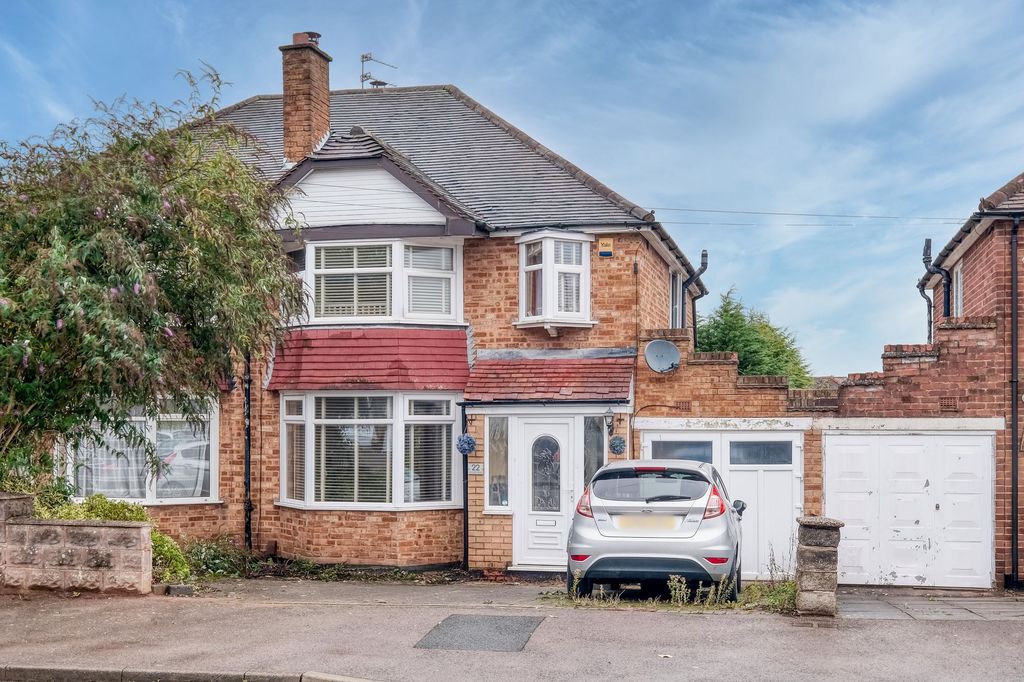 Property photo 1 of 11