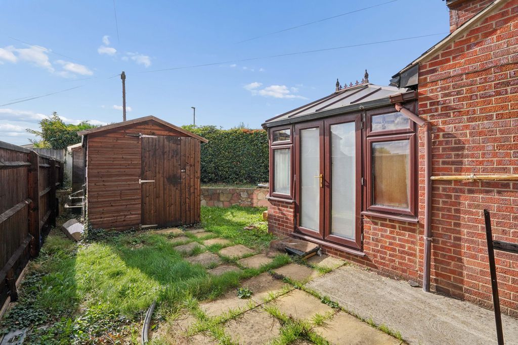 Property photo 2 of 19
