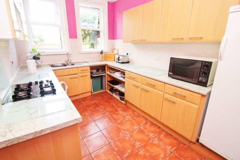 Property photo 3 of 16 Photo 15