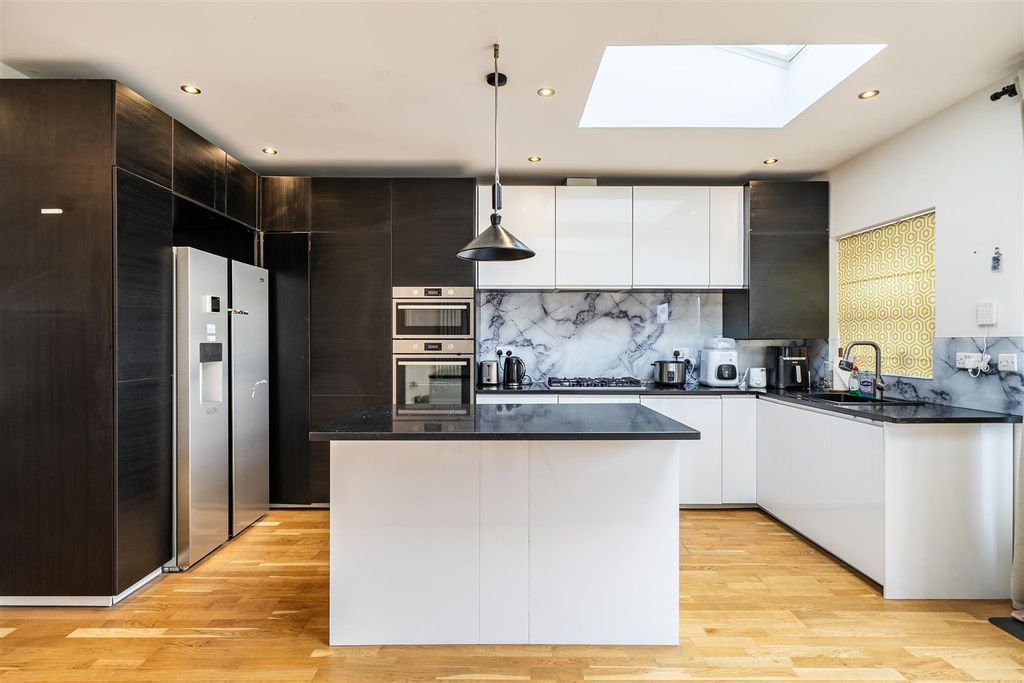 Property photo 1 of 18 1476753 (1).Jpg