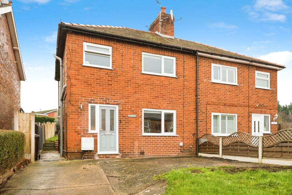 Property photo 1 of 20 Front