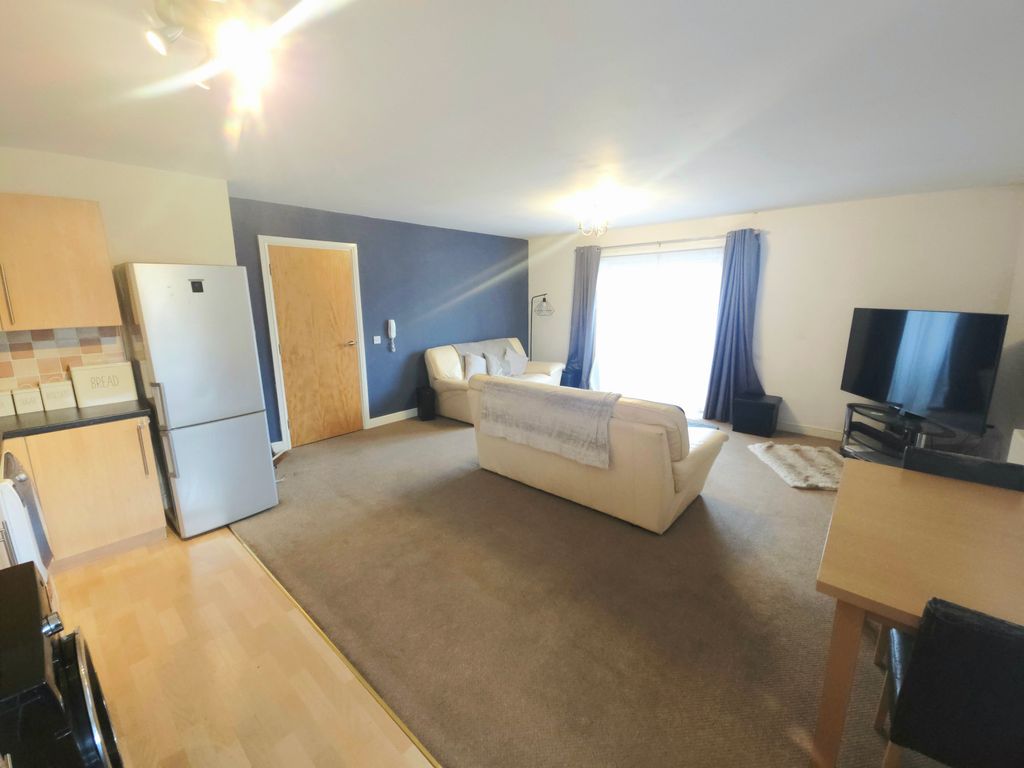 Property photo 3 of 15