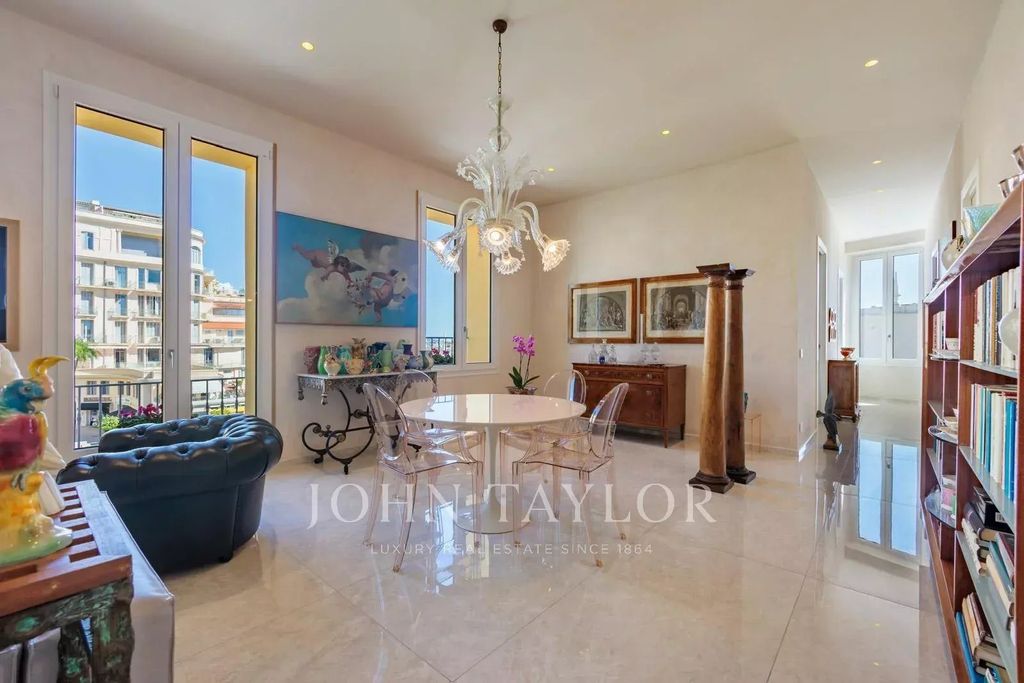 Property photo 1 of 30 Menton Historic Center - Beautiful Old Town Apartment 4 Rooms - Close To Casino And Sea