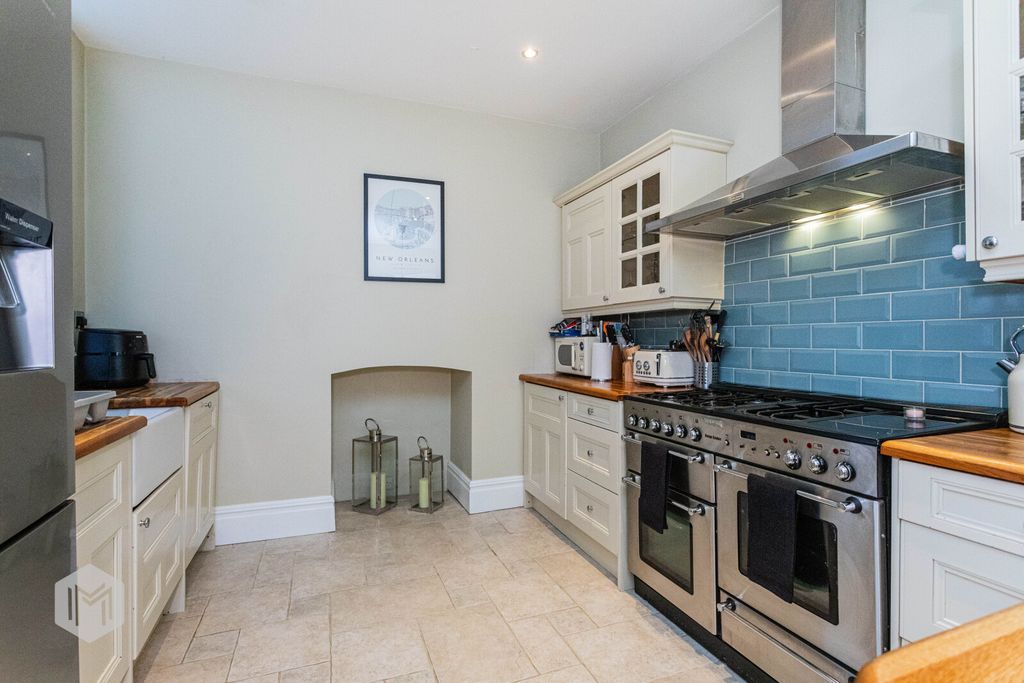 Property photo 3 of 29 Picture No. 06