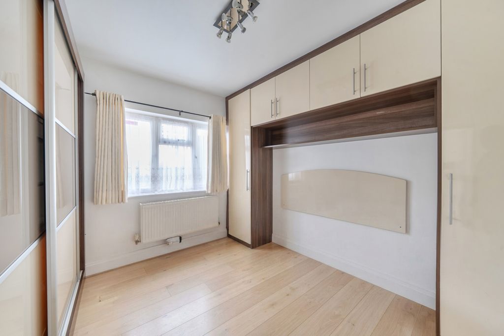 Property photo 3 of 15 1487560-16-6A9E84...