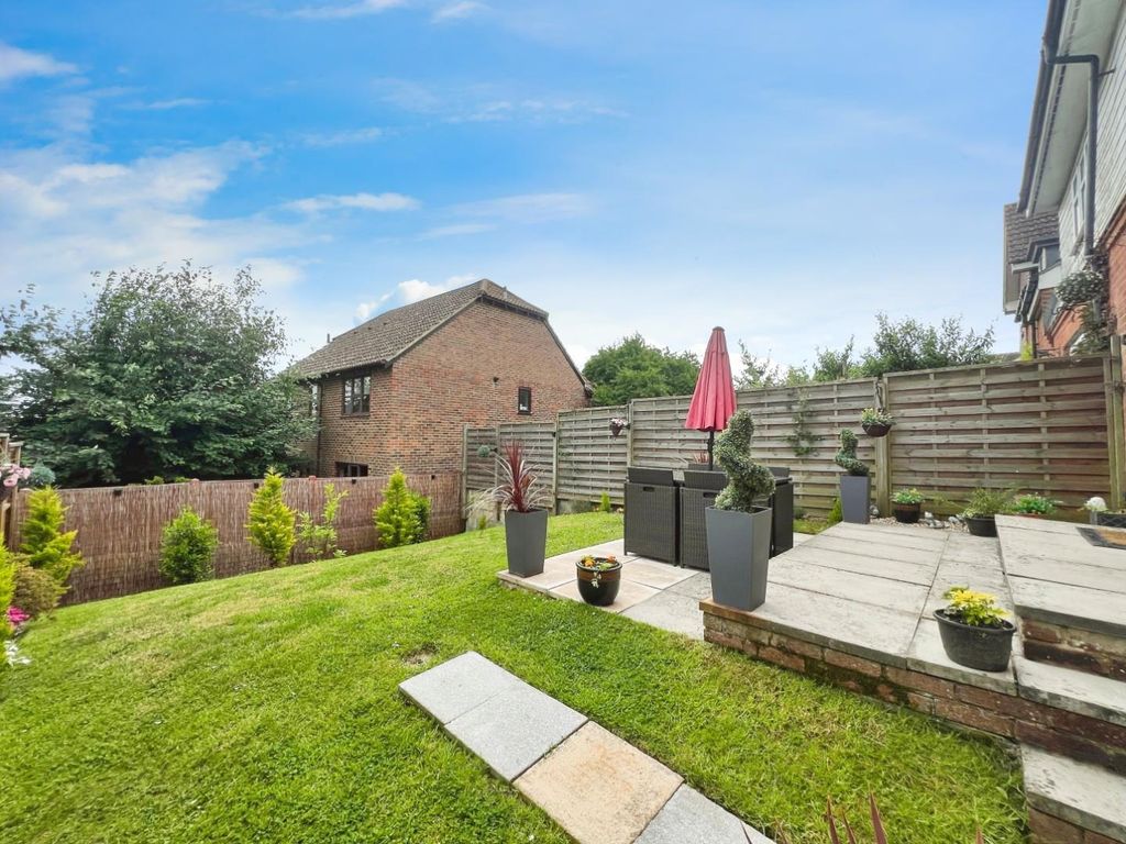 Property photo 2 of 21