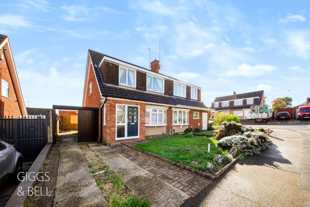Property photo 1 of 25 5704050