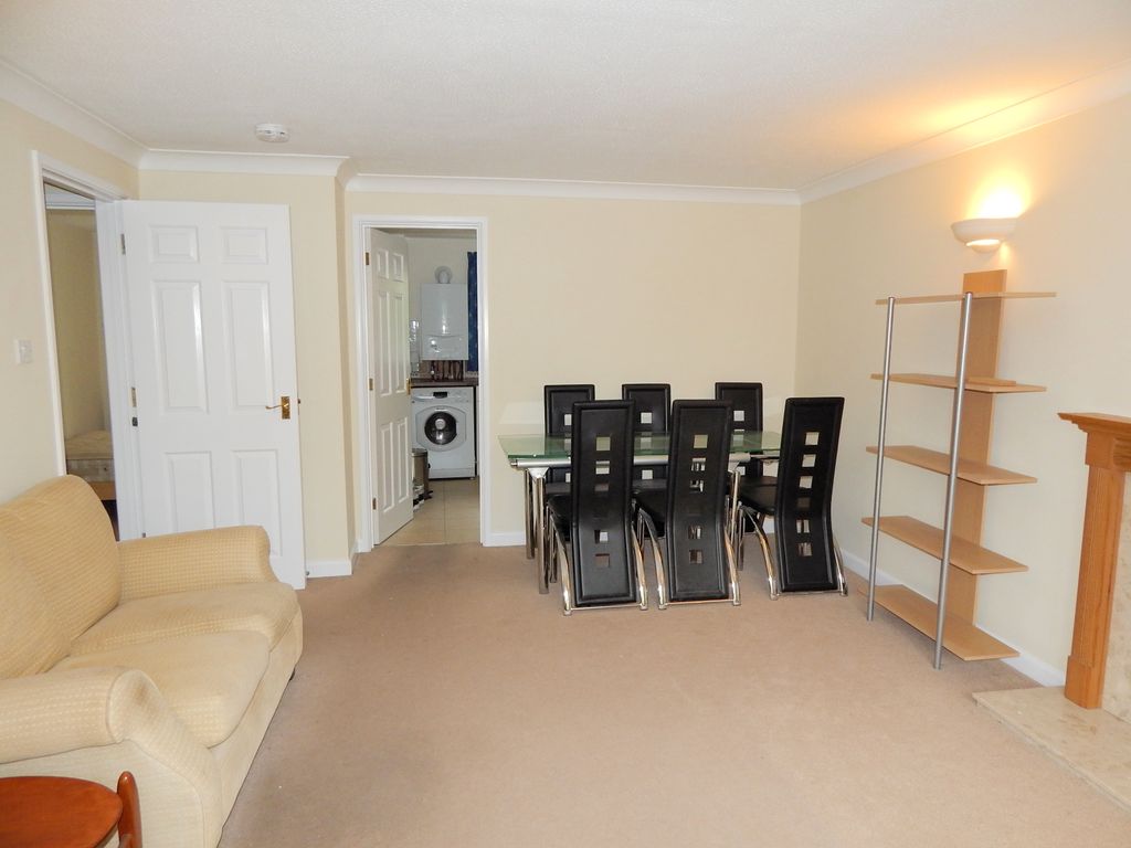 Property photo 3 of 8