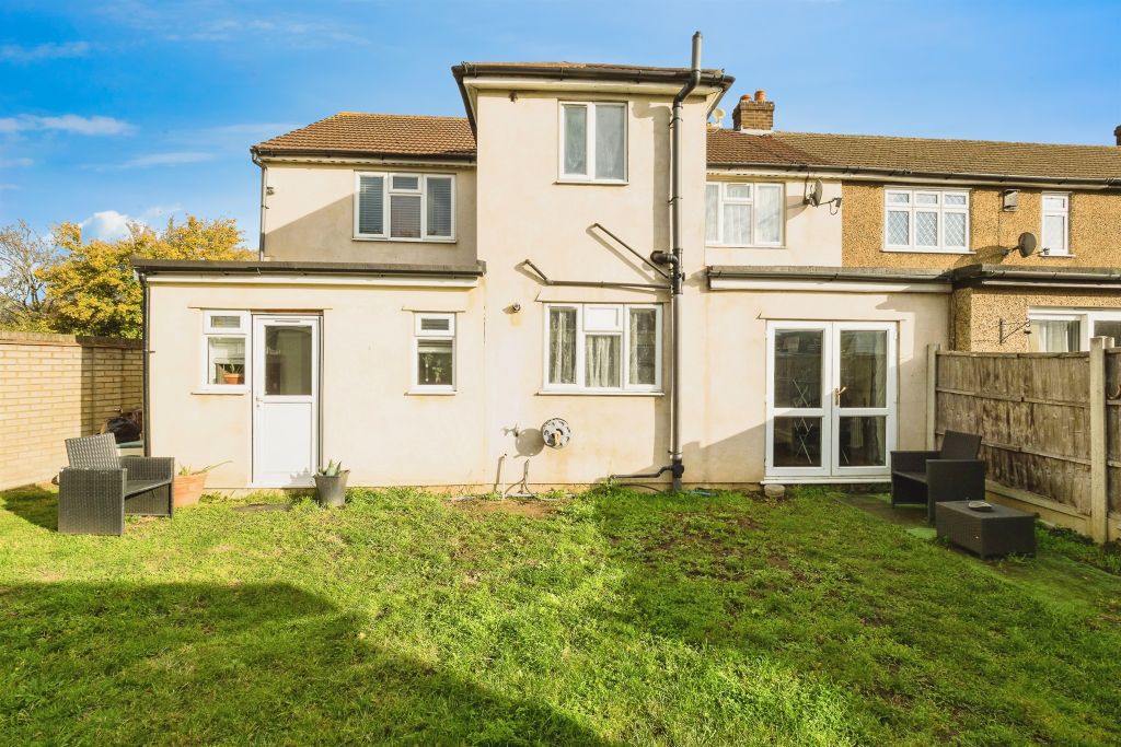 Property photo 3 of 25