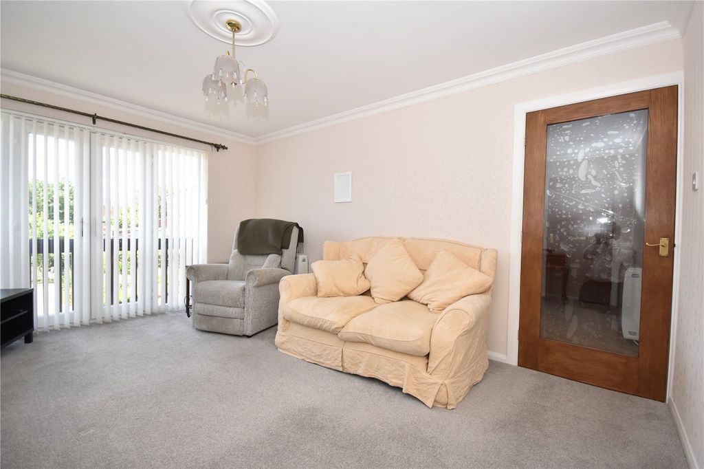 Property photo 3 of 13 Picture No. 04