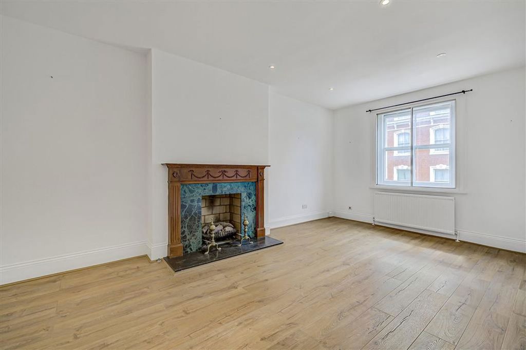 Property photo 1 of 5