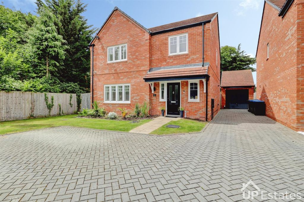 Property photo 1 of 36