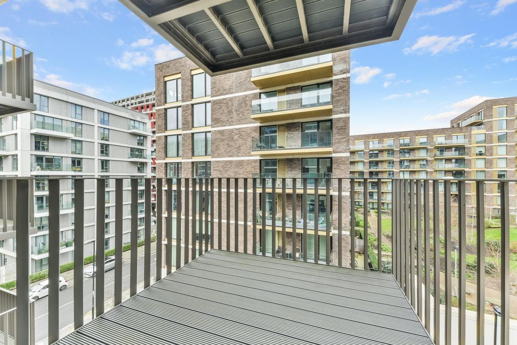 Property photo 3 of 9