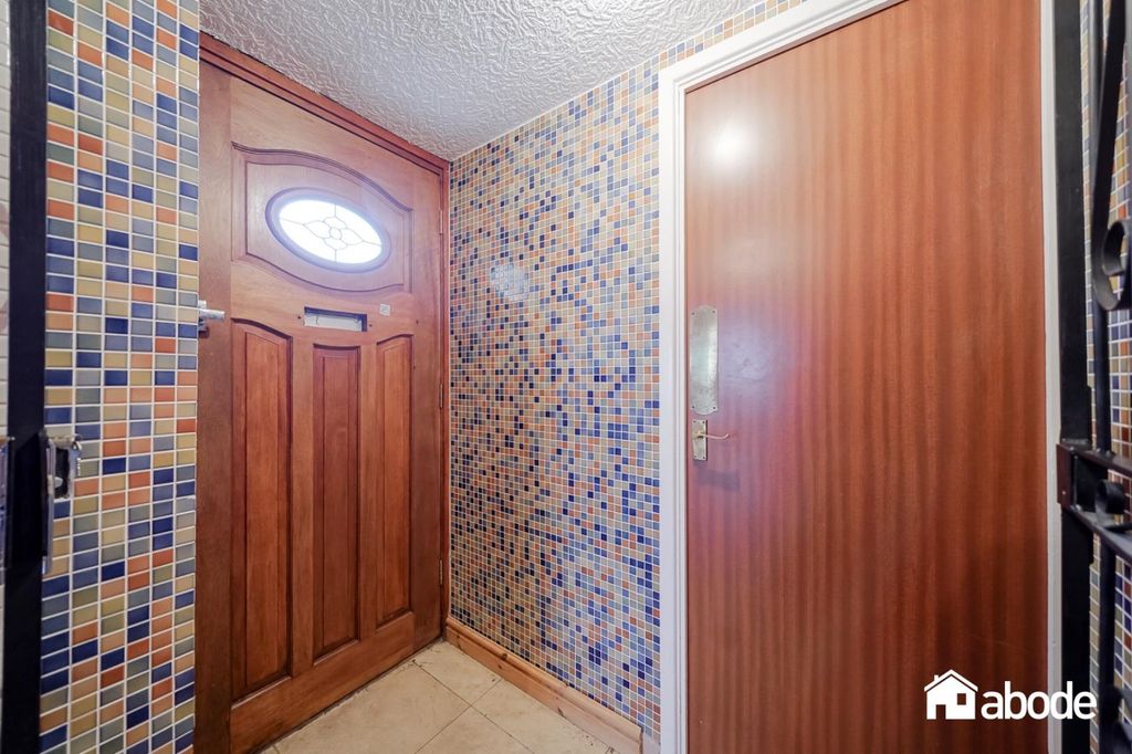 Property photo 3 of 22 Dsc02949-Hdr.Jpg